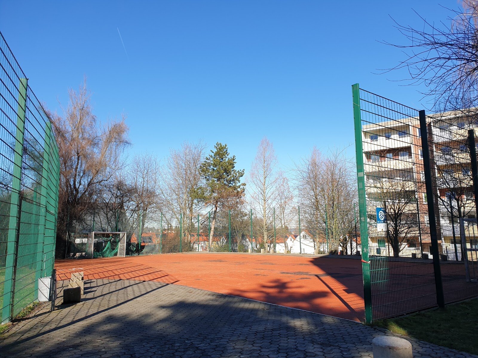 Hagebuttenweg 1, 01169 Dresden