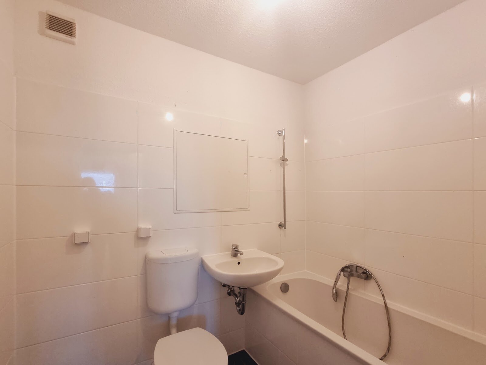 Altgorbitzer Ring 16, 01169 Dresden