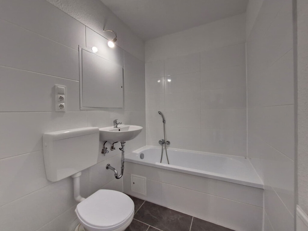 Straße Usti nad Labem 169, 09119 Chemnitz