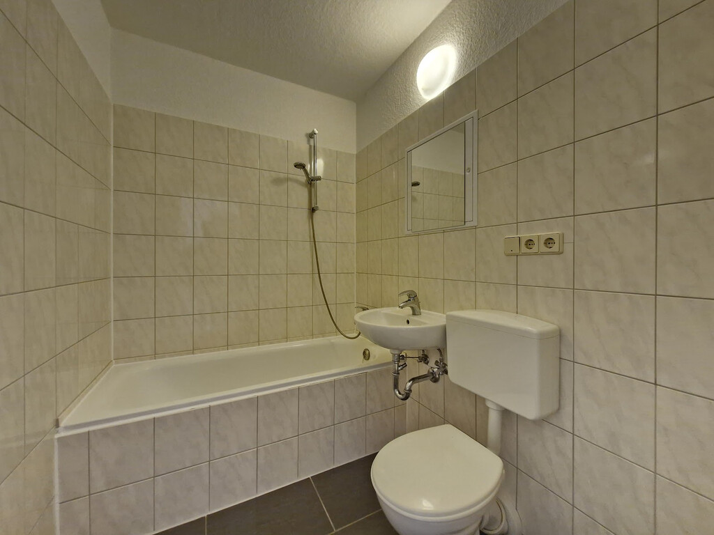 Albert-Köhler-Straße 1, 09122 Chemnitz
