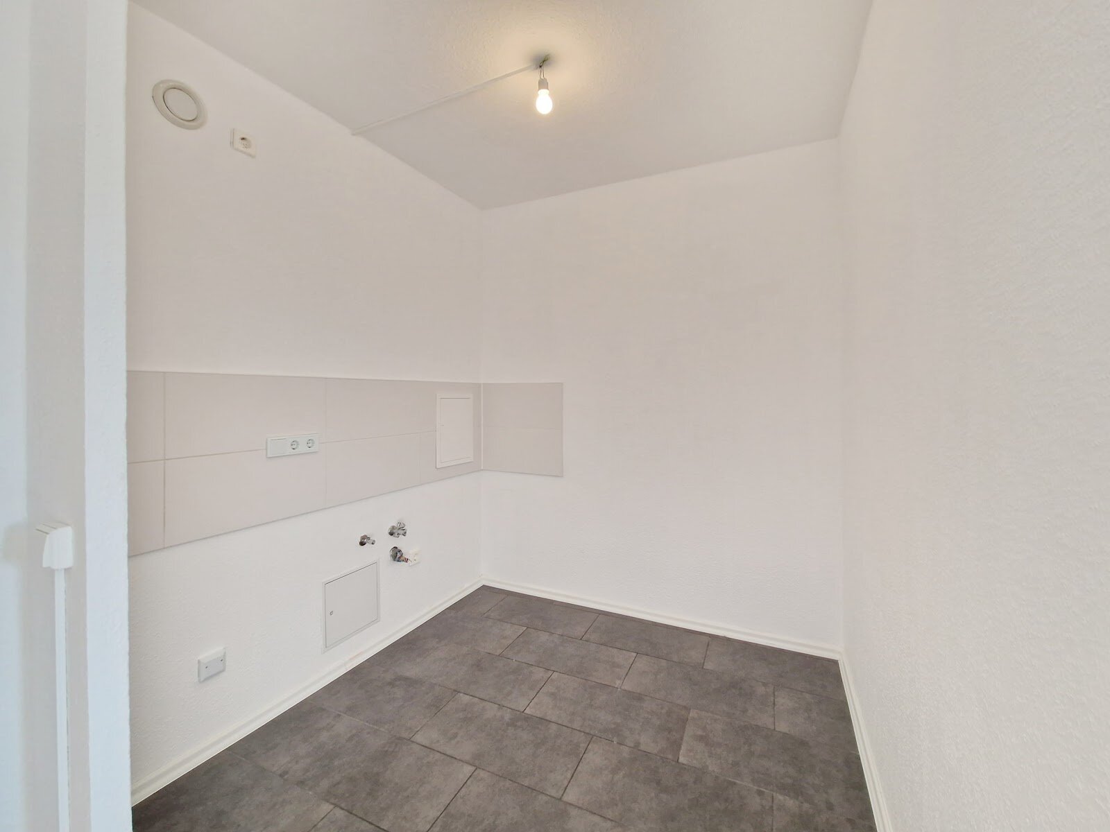 Albert-Köhler-Straße 13, 09122 Chemnitz