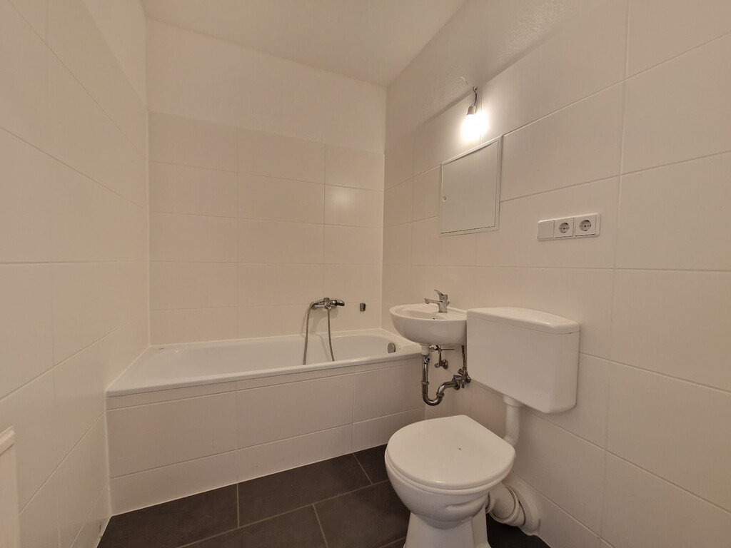 Albert-Köhler-Straße 14, 09122 Chemnitz