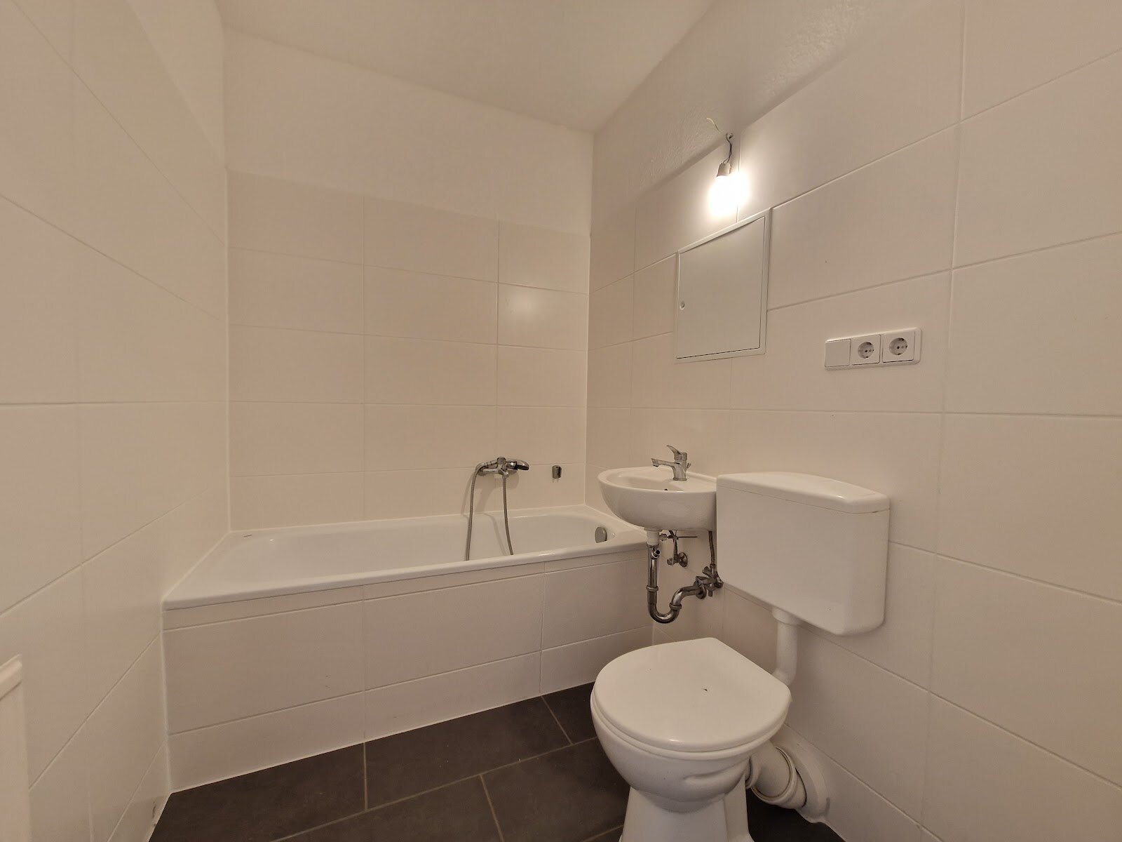 Albert-Köhler-Straße 4, 09122 Chemnitz