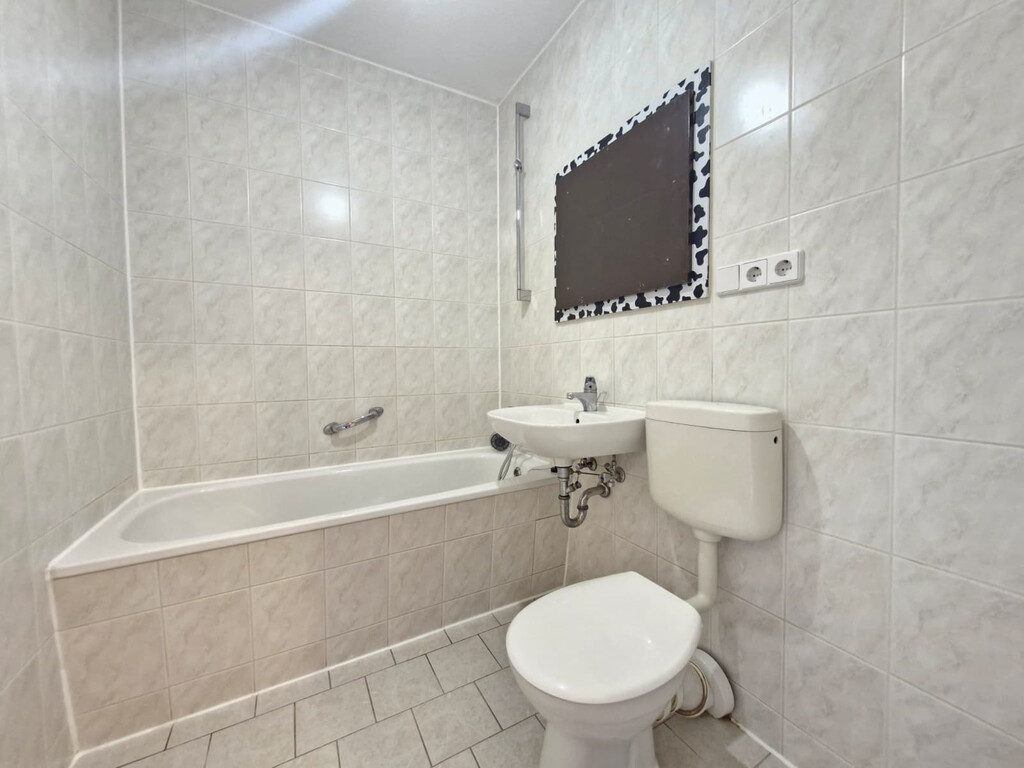 Albert-Köhler-Straße 77, 09122 Chemnitz