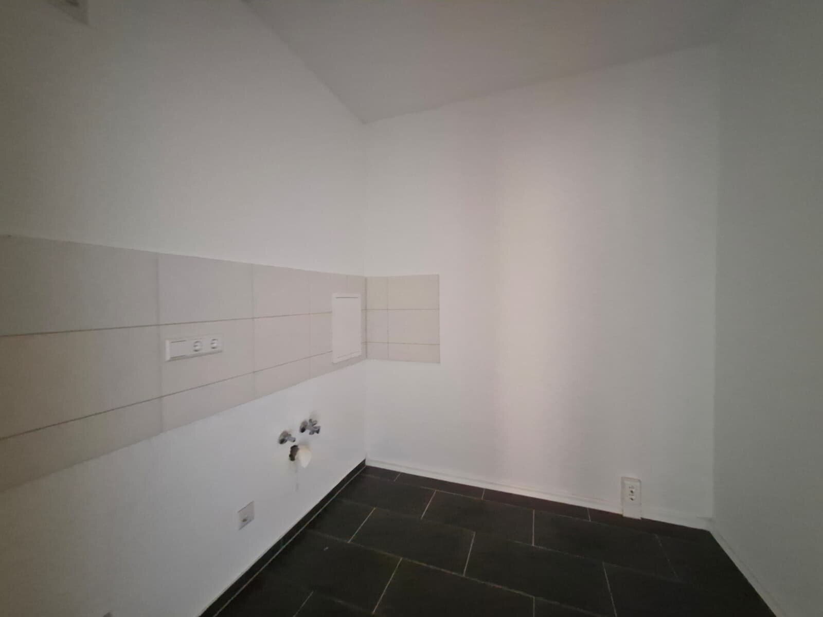 Albert-Köhler-Straße 87, 09122 Chemnitz