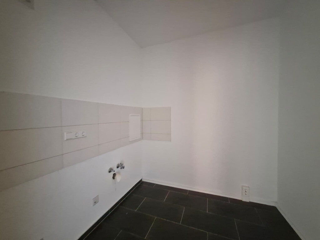 Albert-Köhler-Straße 87, 09122 Chemnitz