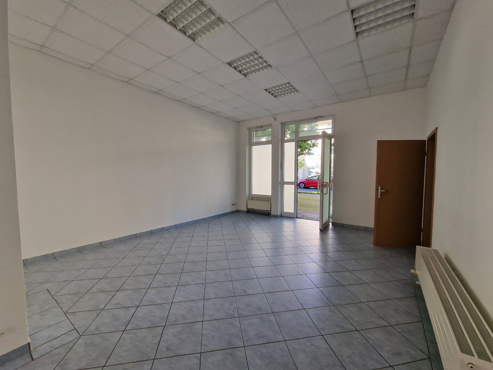 Walter-Markov-Ring 5, 04288 Leipzig Walter-Markov-Ring 5, 04288 Leipzig