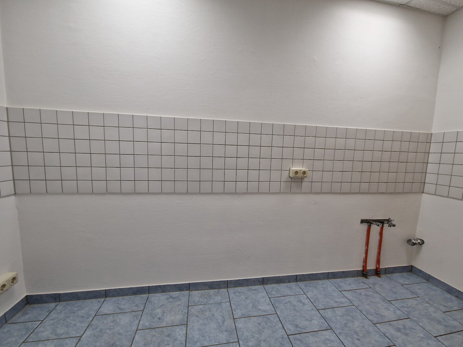 Walter-Markov-Ring 5, 04288 Leipzig Walter-Markov-Ring 5, 04288 Leipzig