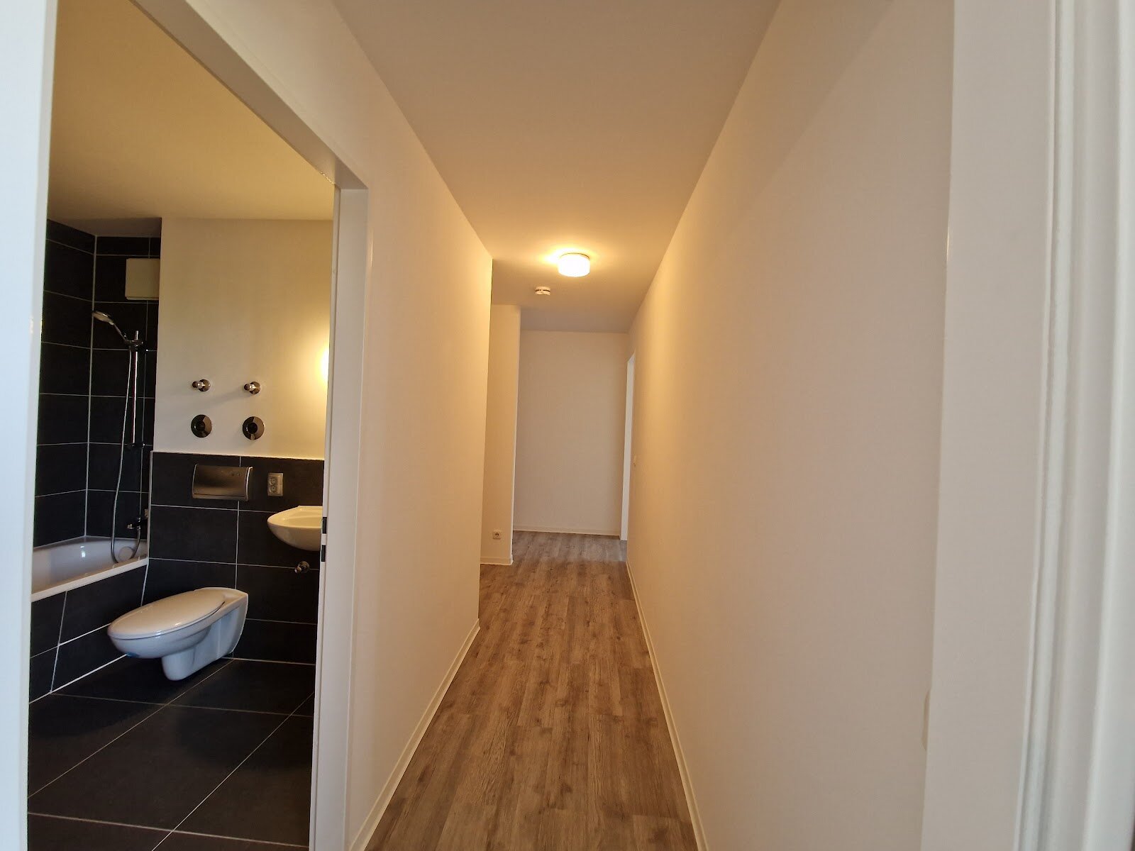 Walter-Markov-Ring 57, 04288 Leipzig