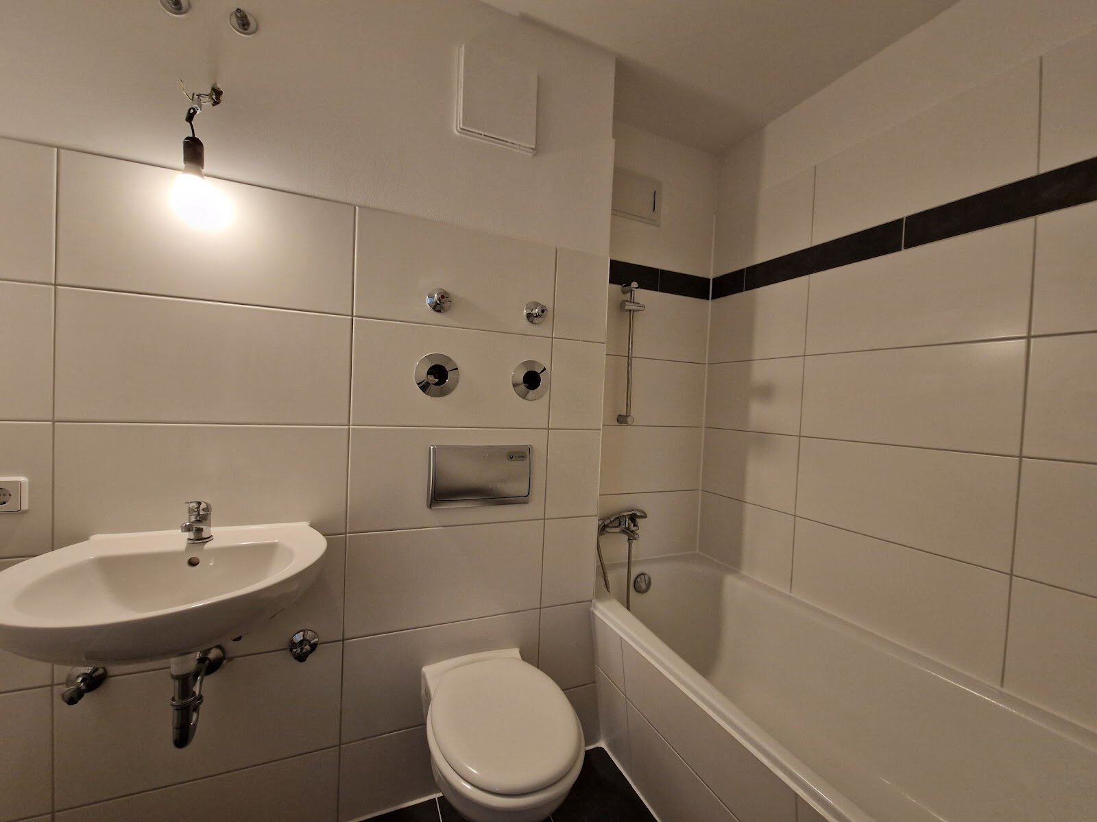 Walter-Markov-Ring 57, 04288 Leipzig