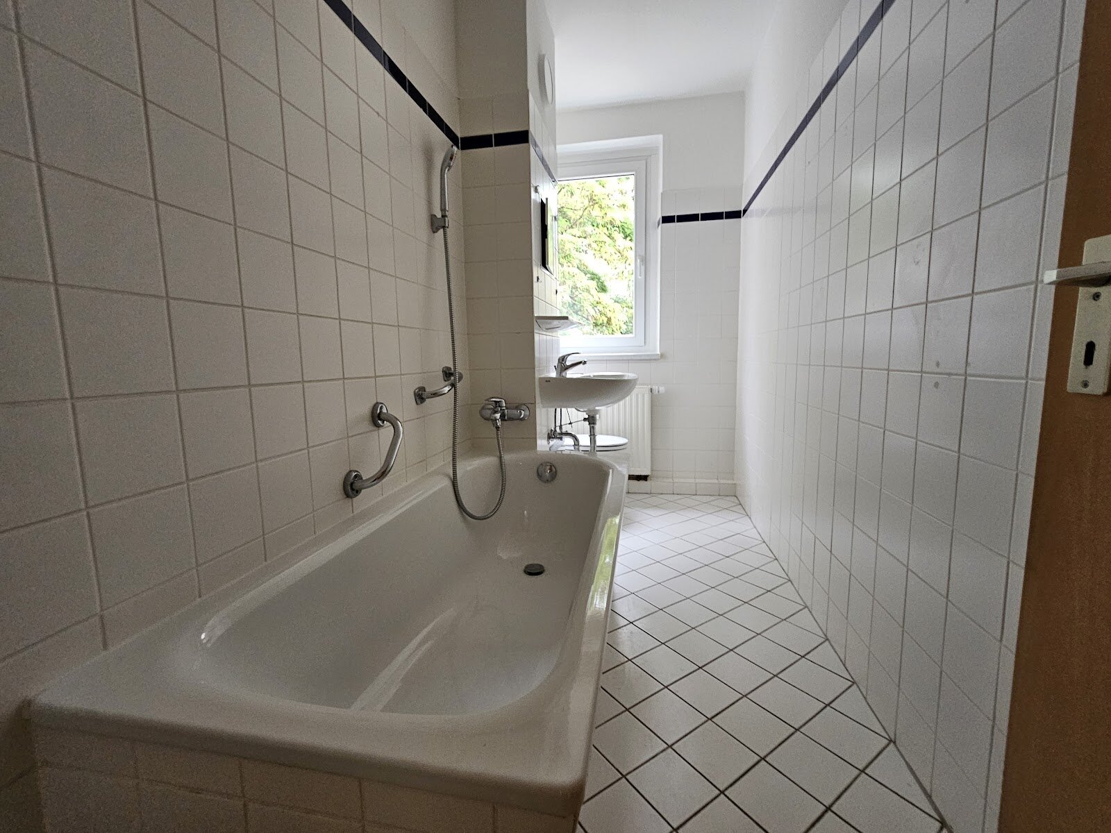 Kattowitzer Straße 11, 06128 Halle (Saale)
