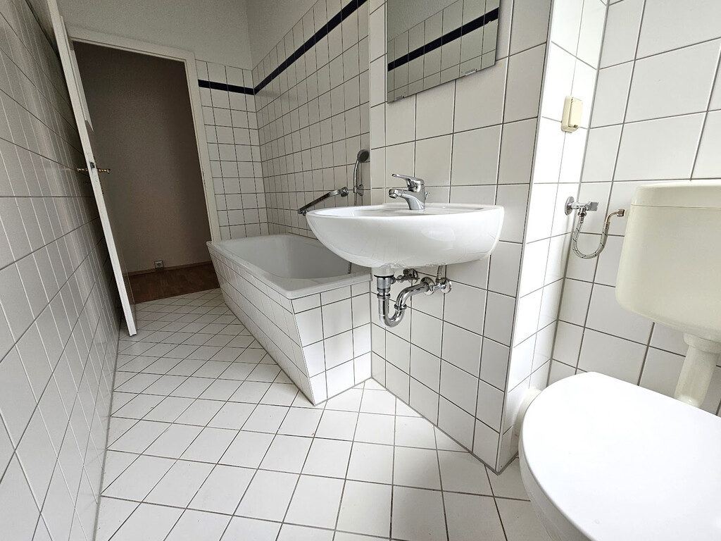 Kattowitzer Straße 18, 06128 Halle (Saale)