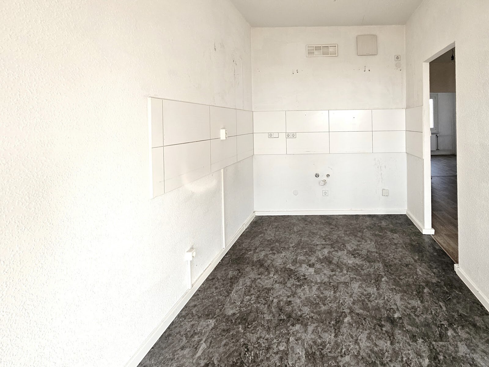 Amsterdamer Straße 14, 06128 Halle (Saale)