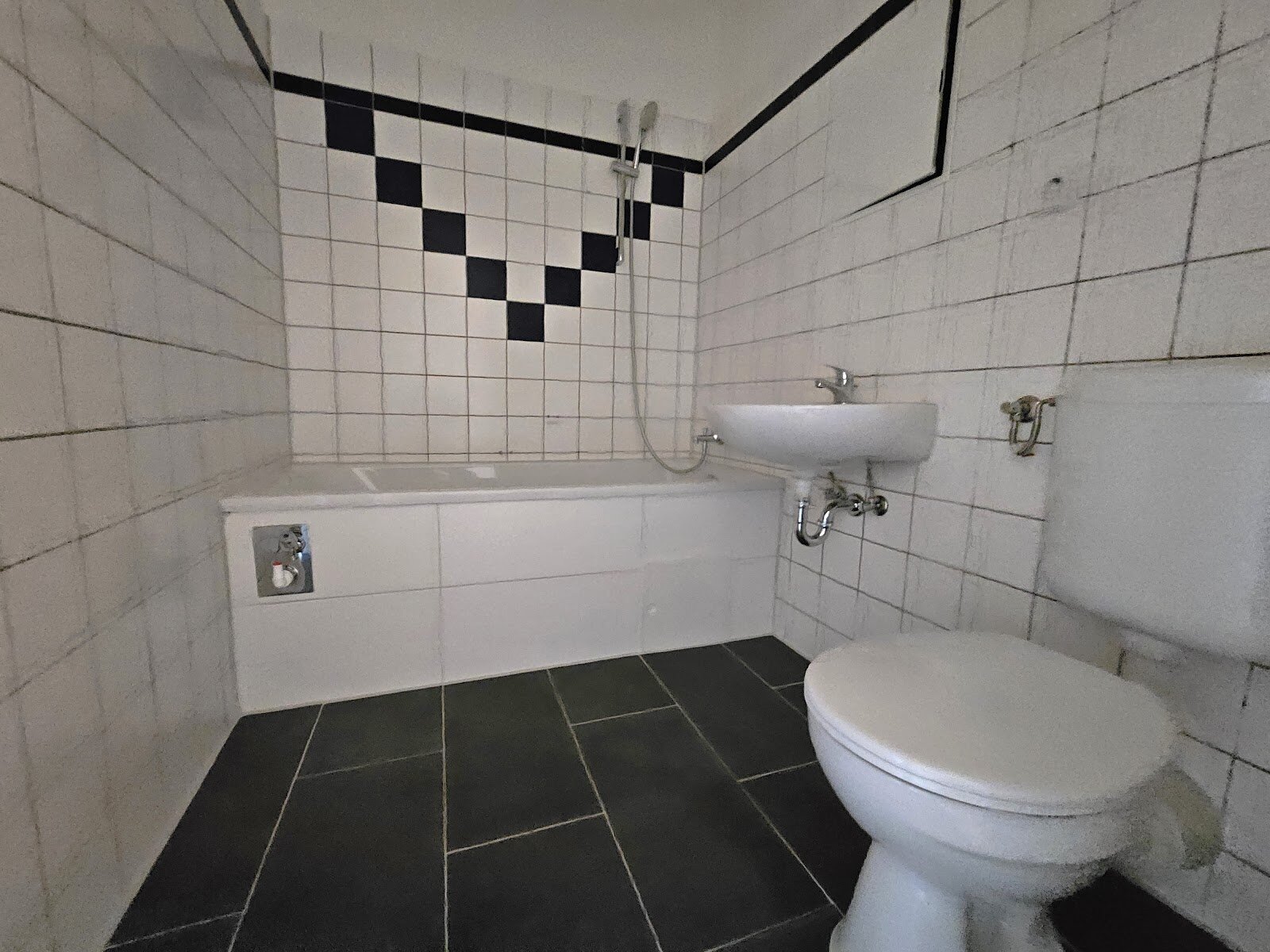 Amsterdamer Straße 14, 06128 Halle (Saale)