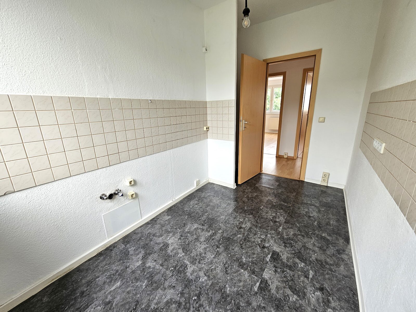 Amsterdamer Straße 38, 06128 Halle (Saale)