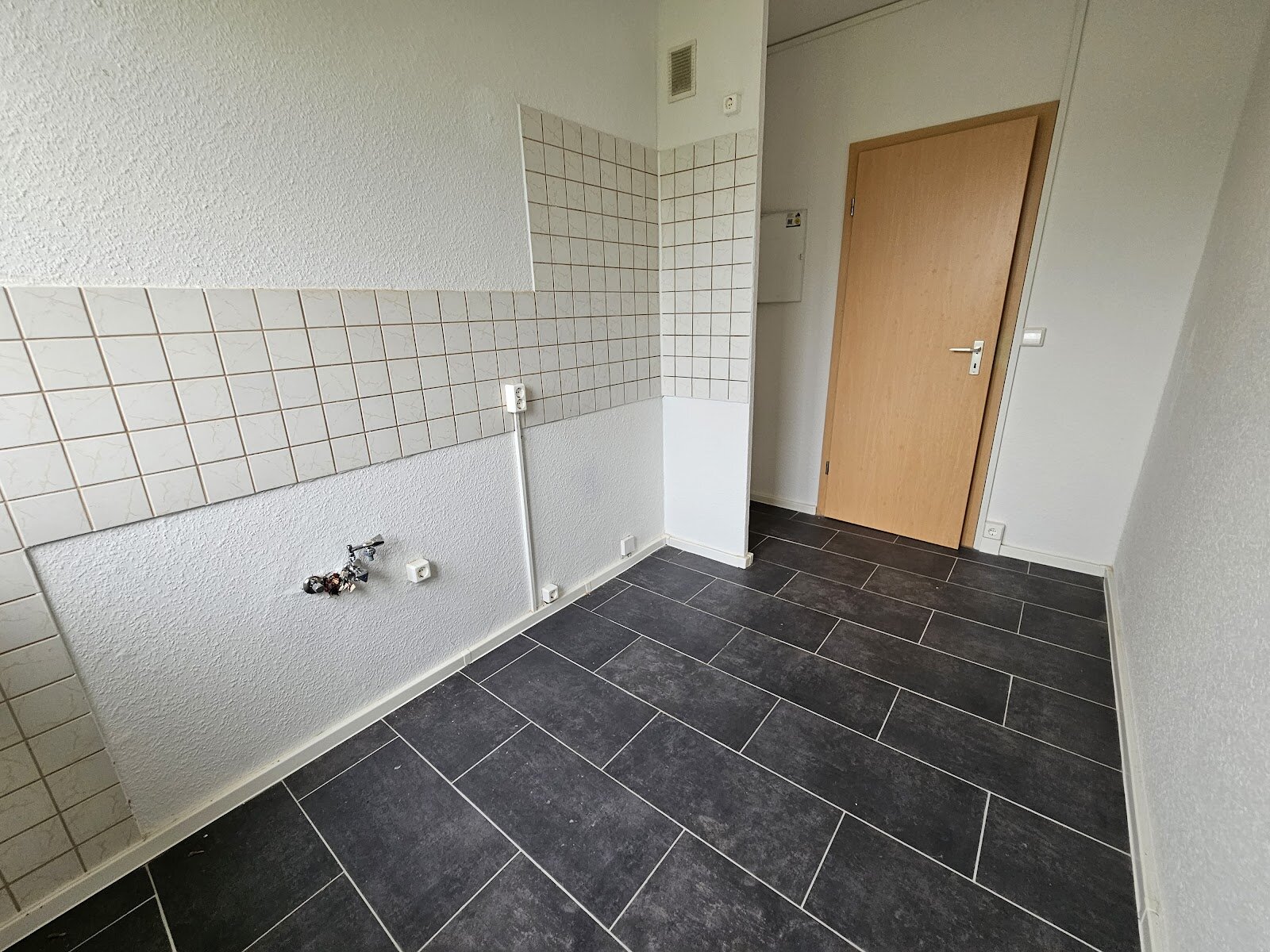 Amsterdamer Straße 38, 06128 Halle (Saale)