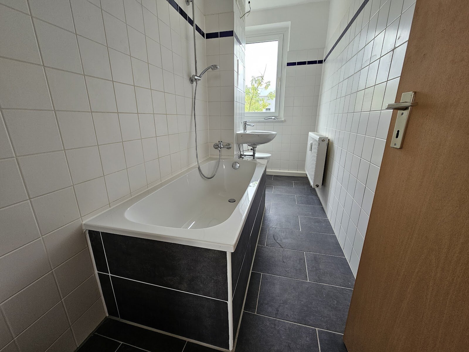 Amsterdamer Straße 38, 06128 Halle (Saale)