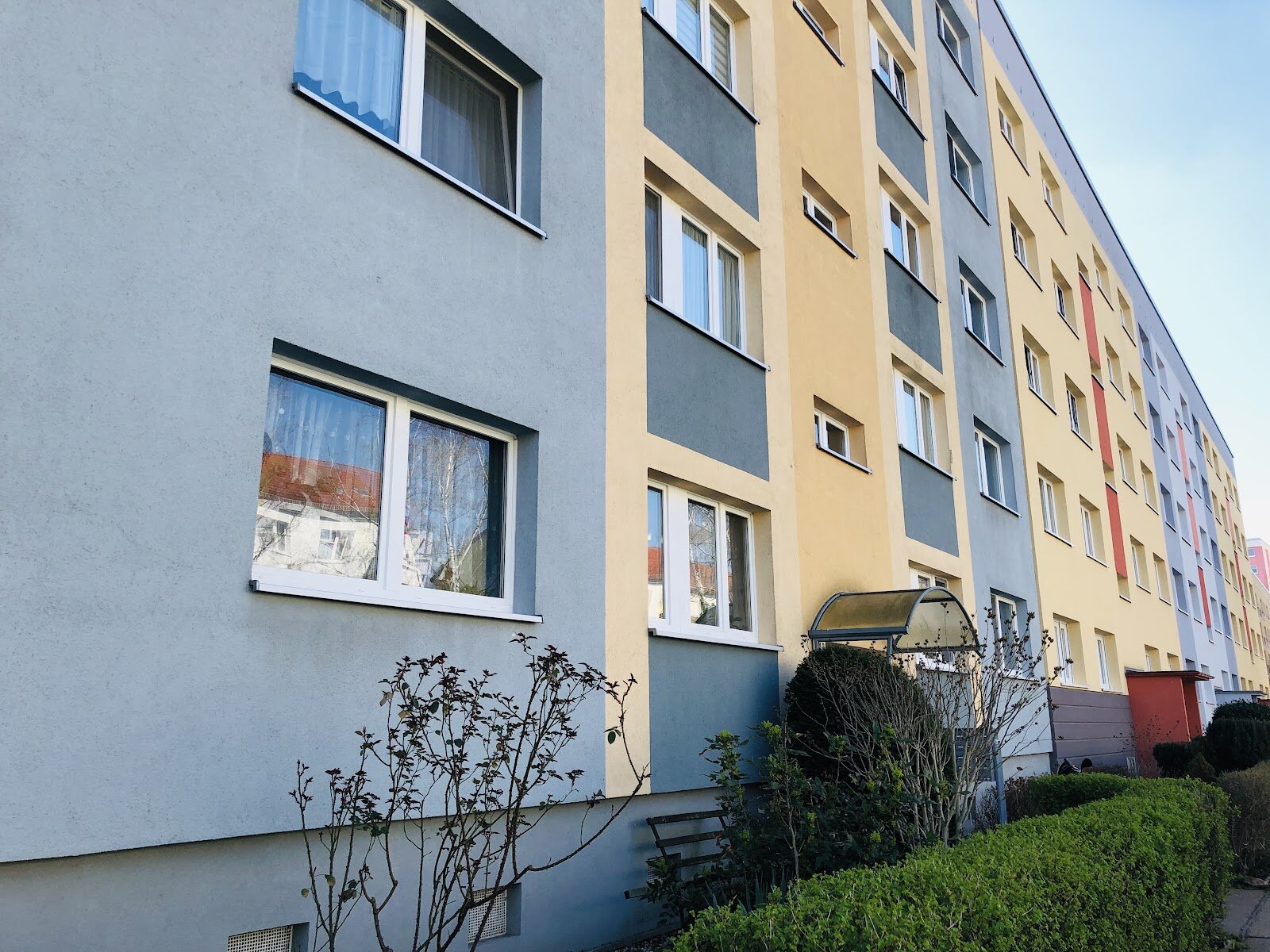 Genfer Straße 20, 06128 Halle (Saale) Genfer Straße 20, 06128 Halle (Saale)