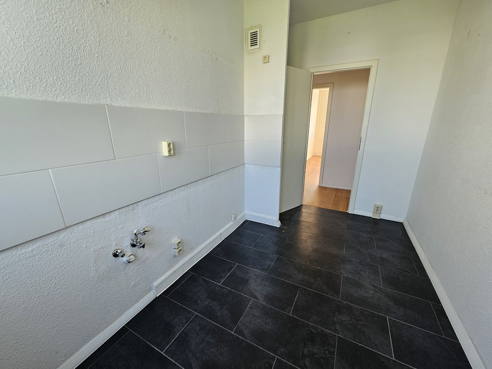 Salzburger Straße 18, 06128 Halle (Saale)