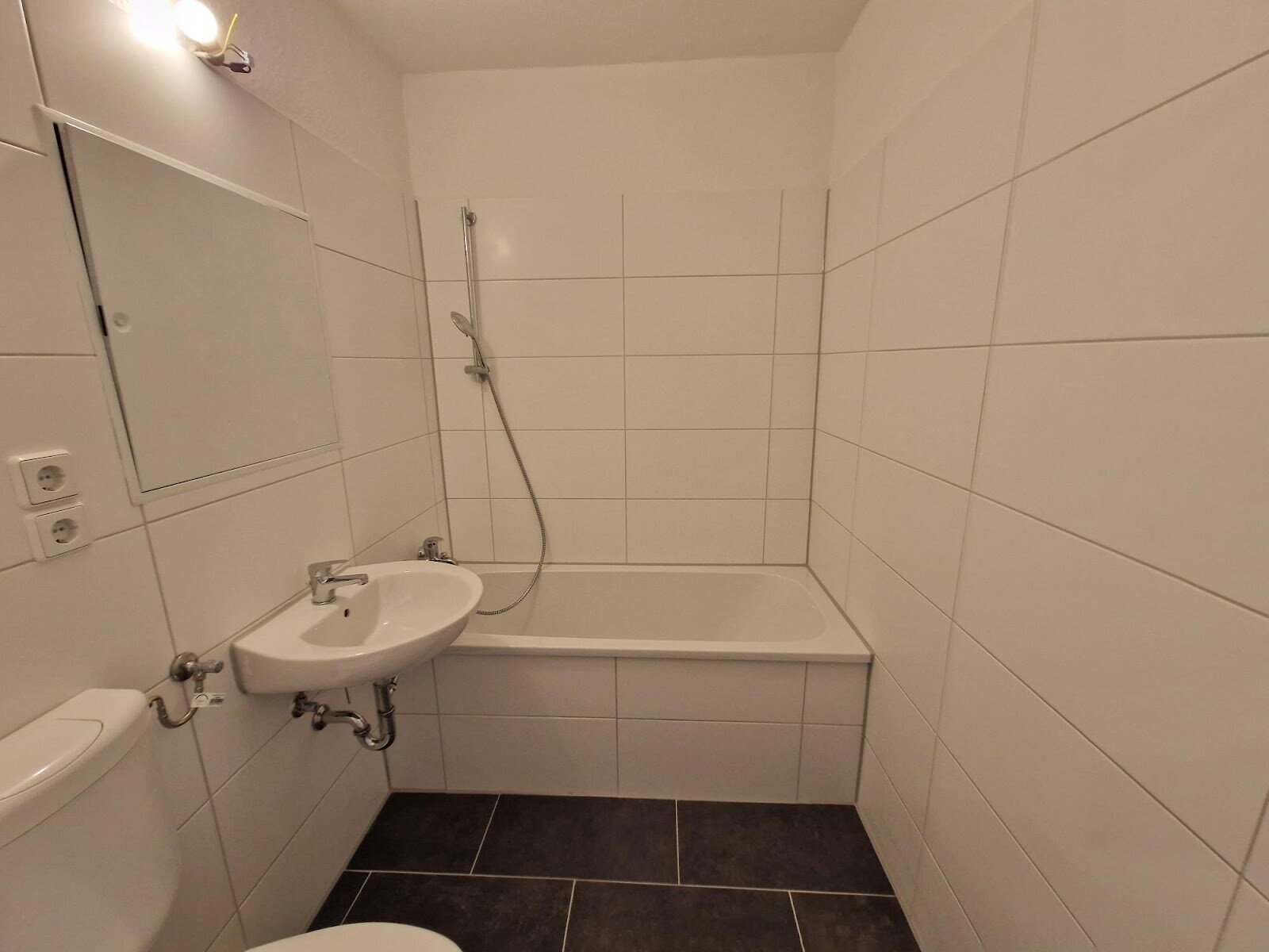 Jamboler Straße 10, 06130 Halle (Saale)
