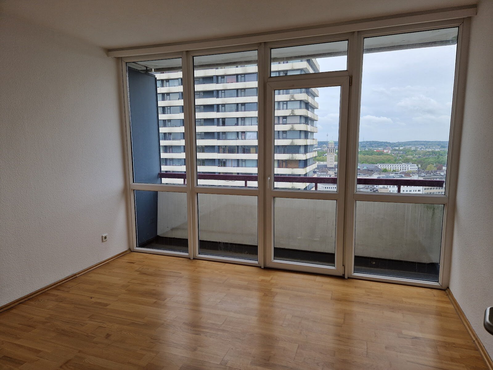 Hans-Böckler-Platz 3, 45468 Mülheim an der Ruhr