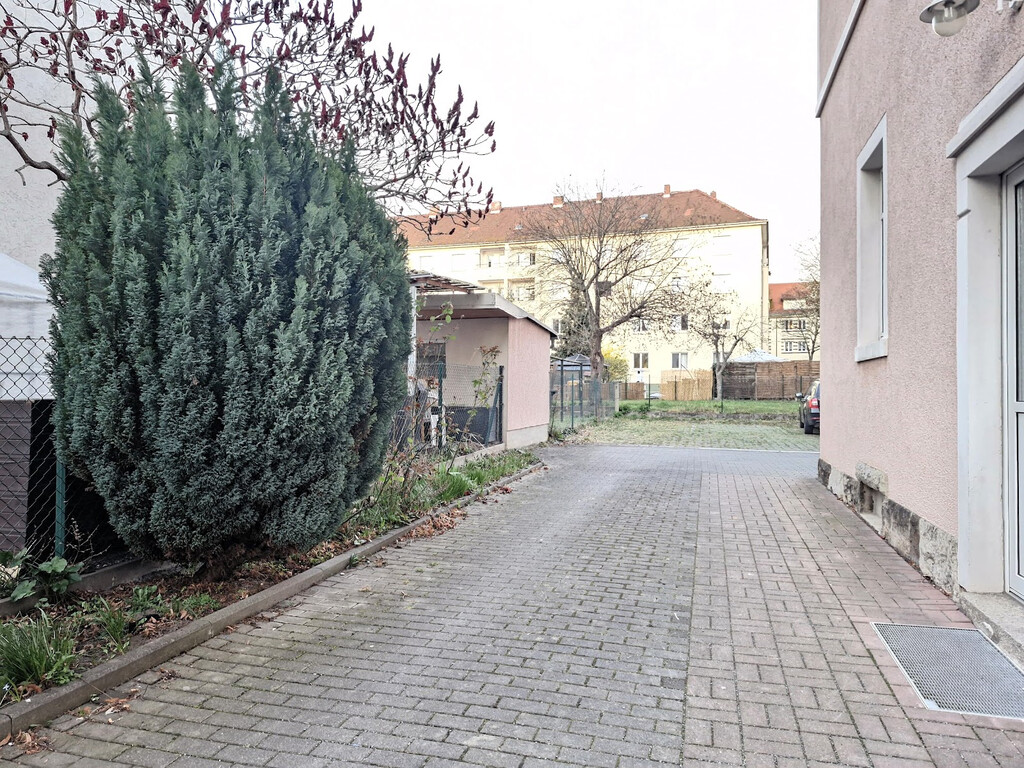 Hölderlinstraße 2, 01157 Dresden