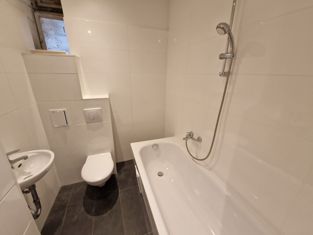 Schwarzastraße 9, 12055 Berlin