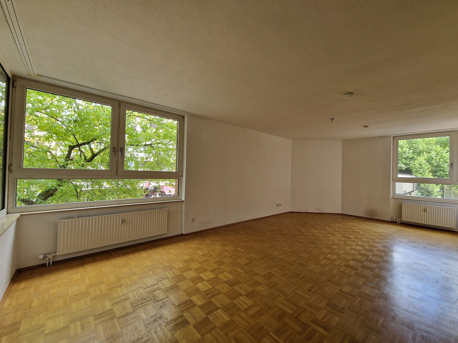 Kaiser-Wilhelm-Platz 5, 45276 Essen
