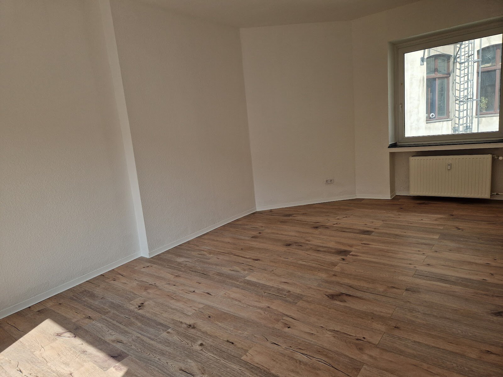 Hansaring 82 - 86, 50670 Köln