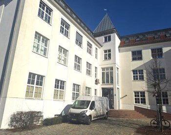 Konsumhof 2- 3, 14482 Potsdam