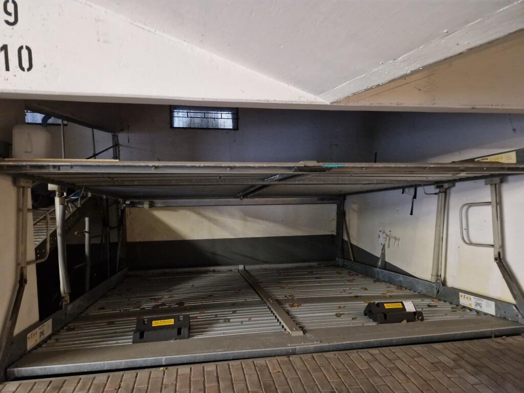 Reichsstraße 12, Eschenallee 36, 14052 Berlin Reichsstraße 12, Eschenallee 36, 14052 Berlin