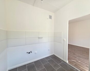 Curt-Querner-Straße 3, 01219 Dresden