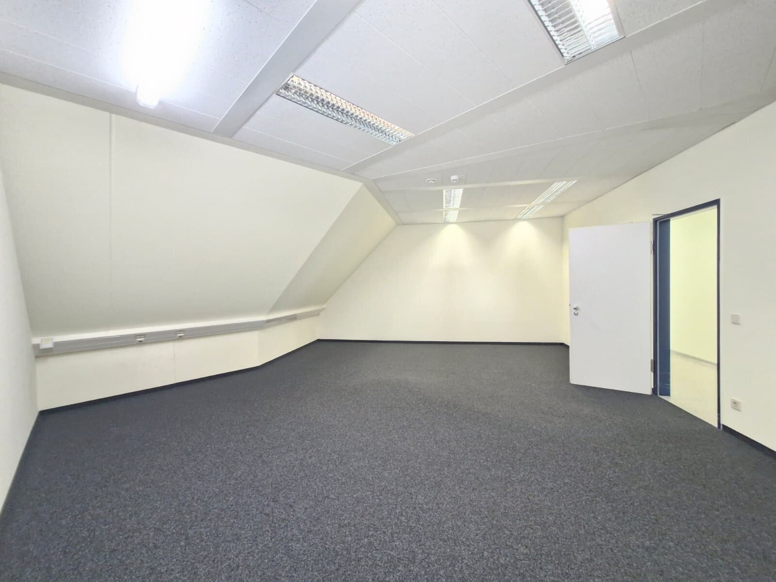 Erich-Weinert-Straße 20, 04105 Leipzig