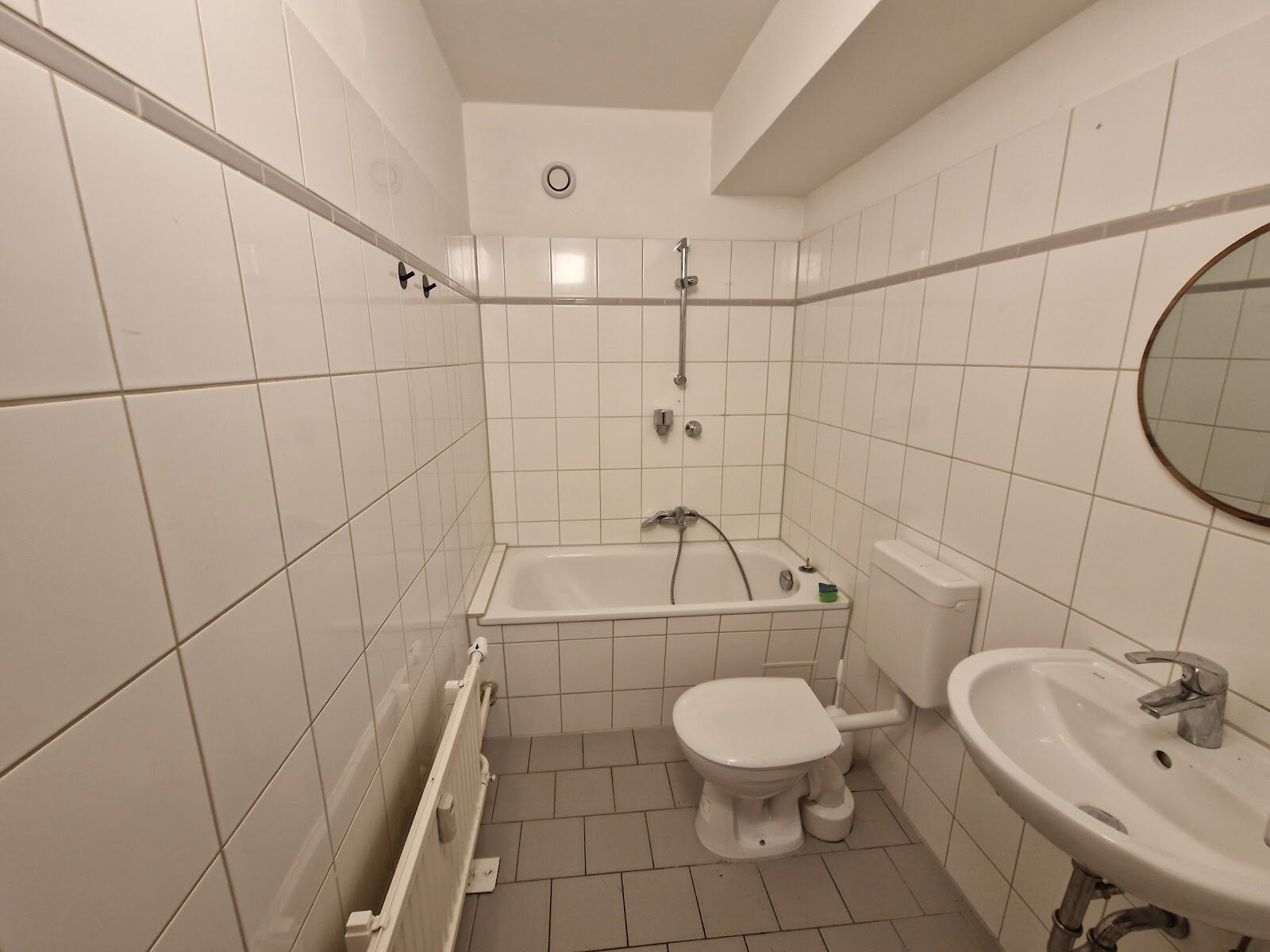 Rohrdamm 56, 13629 Berlin