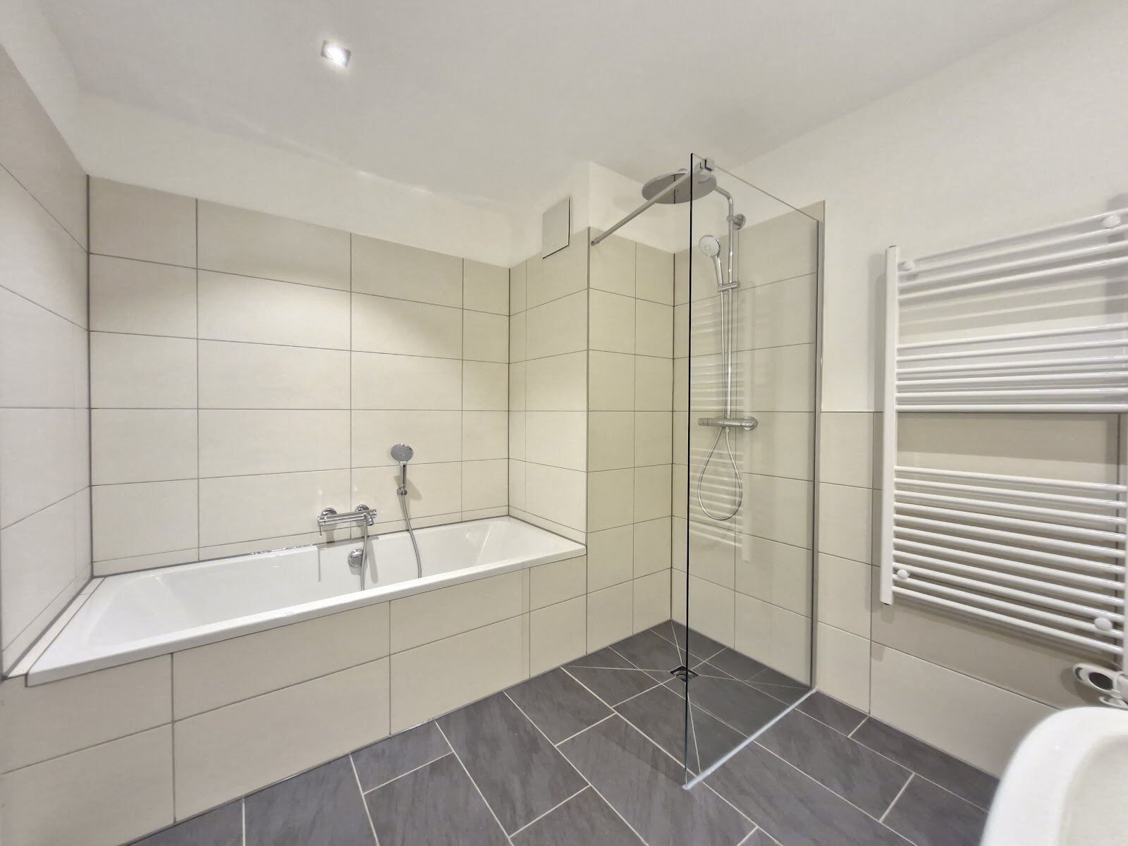 Rohrdamm 56, 13629 Berlin